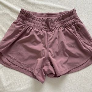 Lululemon Tracker Low-Rise Lined Short 4”